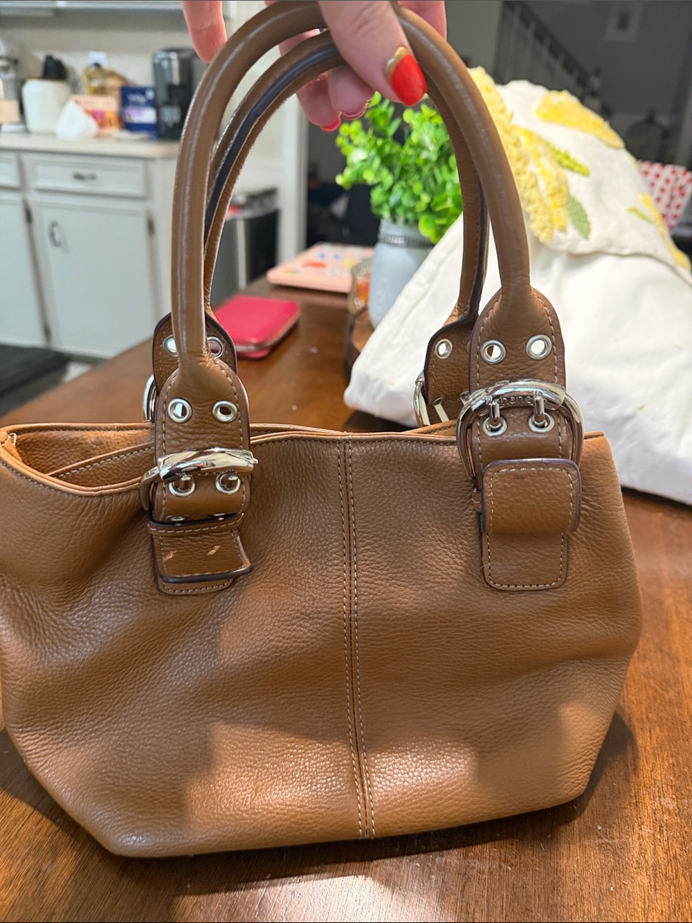 Structured Tan Leather Shoulder Bag with Buckle Accents - Unbranded